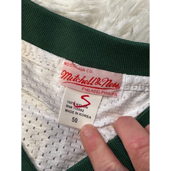 Philadelphia Eagles Wilbert Montgomery Throwback Jersey Mitchell & Ness Medium - Picture 4 of 5